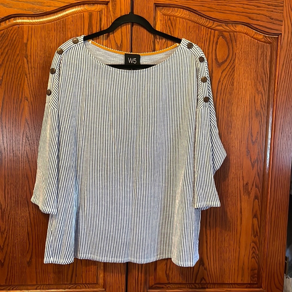 W5 Striped Top